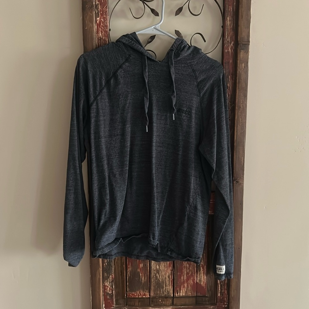 Men’s Vans long-sleeved hooded shirt